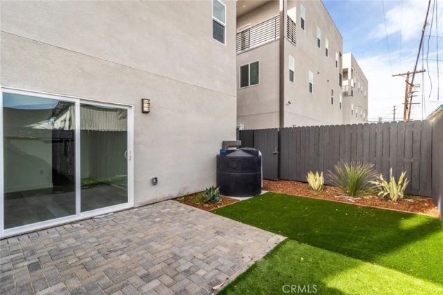 1818 Thurman, Los Angeles, CA 90019