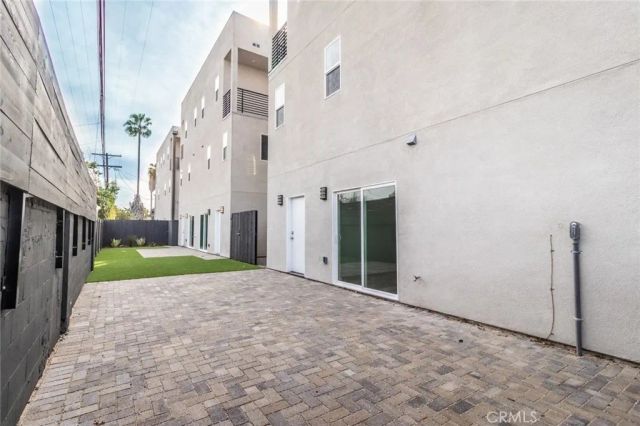 1818 Thurman, Los Angeles, CA 90019