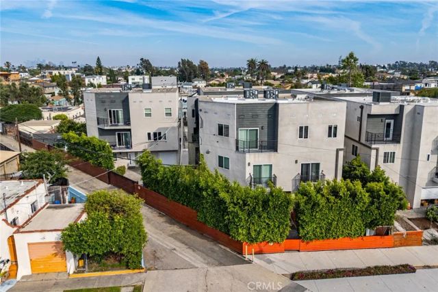 1818 Thurman, Los Angeles, CA 90019