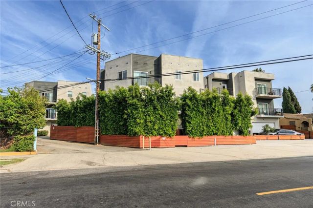 1818 Thurman, Los Angeles, CA 90019