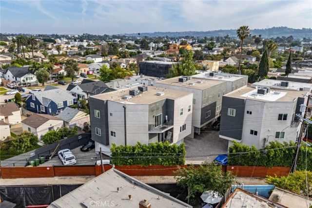 1818 Thurman, Los Angeles, CA 90019