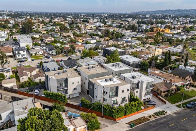 1818 Thurman, Los Angeles, CA 90019