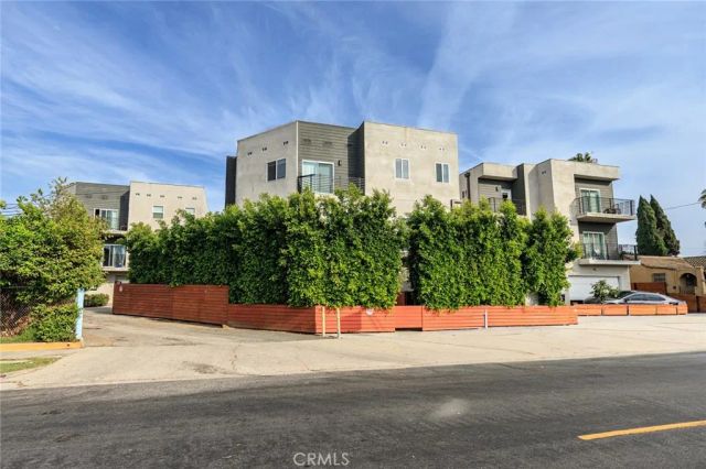 1818 Thurman, Los Angeles, CA 90019