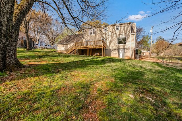 3008 Brookhaven Circle, Dalton, GA 30721