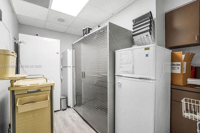 2645 SW 37TH AVE. 101, Coral Gables, FL 33133