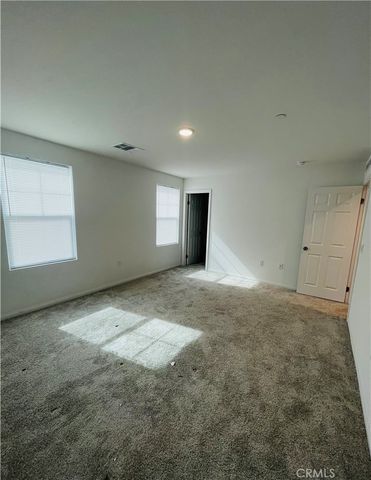 14352 Plymouth, Hesperia, CA 92344