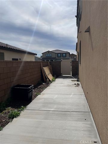 14352 Plymouth, Hesperia, CA 92344