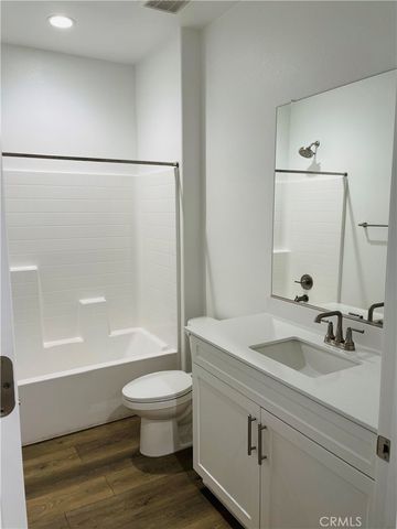 14352 Plymouth, Hesperia, CA 92344