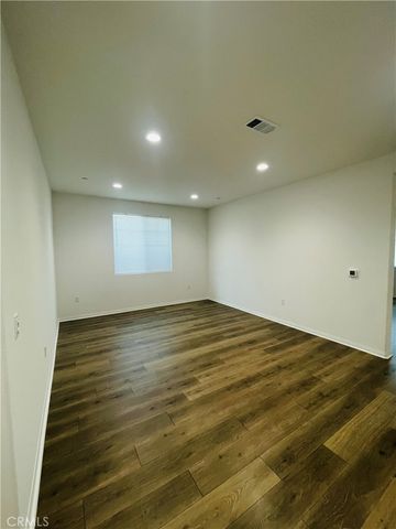 14352 Plymouth, Hesperia, CA 92344