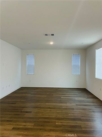 14352 Plymouth, Hesperia, CA 92344