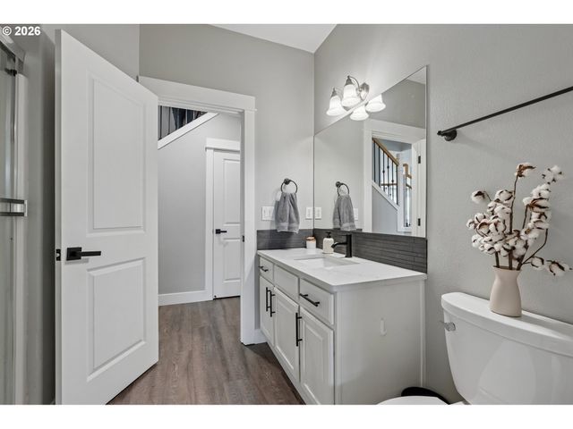 9915 Ne 104TH St, Vancouver, WA 98662
