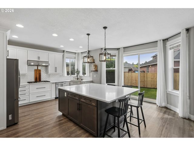 9915 Ne 104TH St, Vancouver, WA 98662