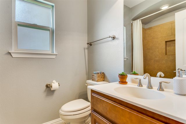 3713 Redwood Creek Lane, Fort Worth, TX 76137