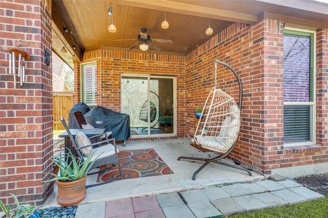 3713 Redwood Creek Lane, Fort Worth, TX 76137