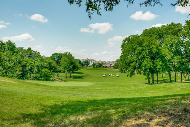 3713 Redwood Creek Lane, Fort Worth, TX 76137