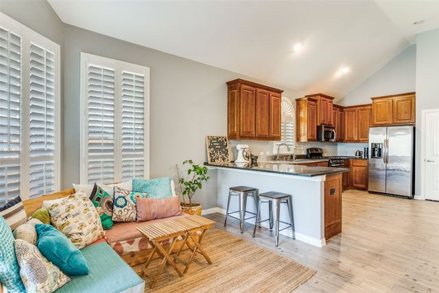 3713 Redwood Creek Lane, Fort Worth, TX 76137