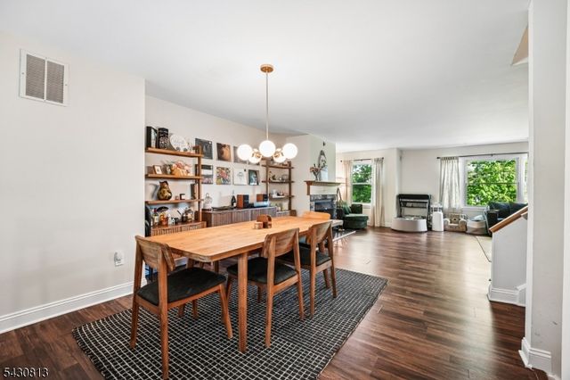 366 Pond Rd, Bridgewater Twp., NJ 08807
