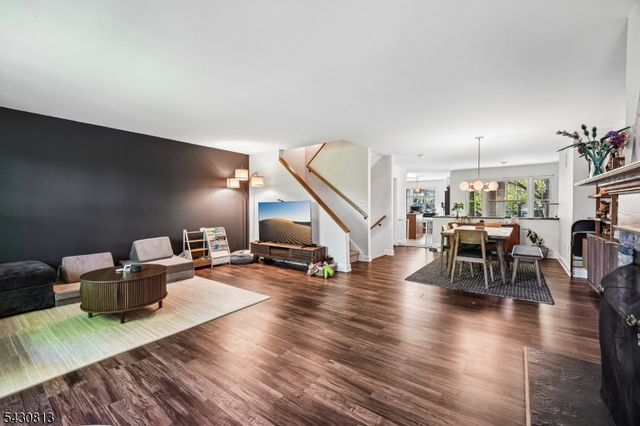 366 Pond Rd, Bridgewater Twp., NJ 08807