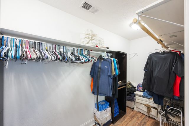 191 Buttonwood Dr, Lexington, TN 38351