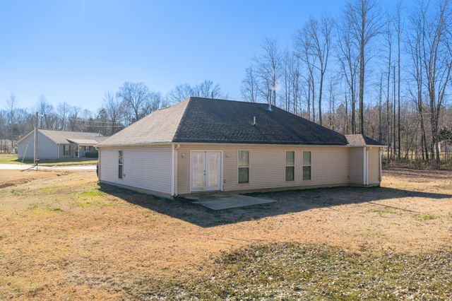 191 Buttonwood Dr, Lexington, TN 38351