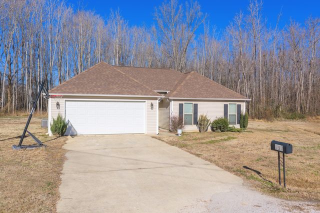 191 Buttonwood Dr, Lexington, TN 38351