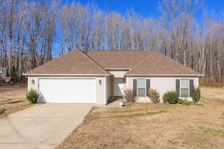 191 Buttonwood Dr, Lexington, TN 38351