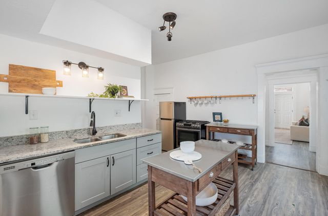 262-302 W 7th Street, Covington, KY 41011