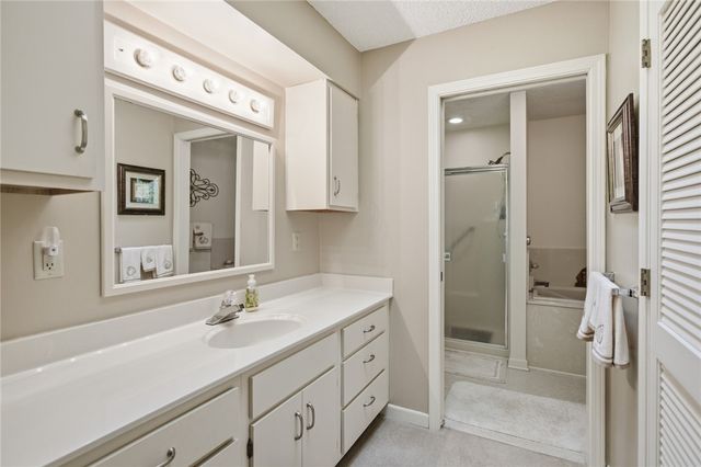 6 Tradewinds Way, Salem, SC 29676
