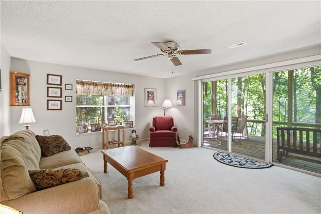 6 Tradewinds Way, Salem, SC 29676