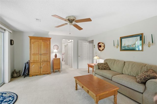6 Tradewinds Way, Salem, SC 29676