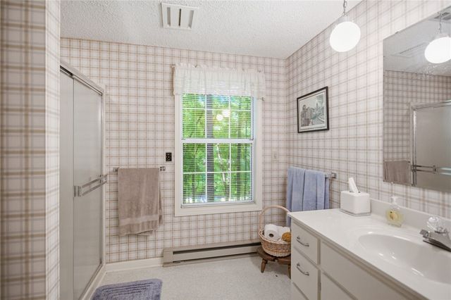 6 Tradewinds Way, Salem, SC 29676