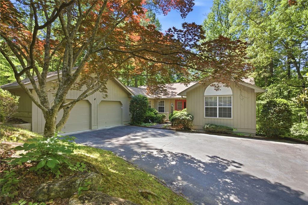 6 Tradewinds Way, Salem, SC 29676