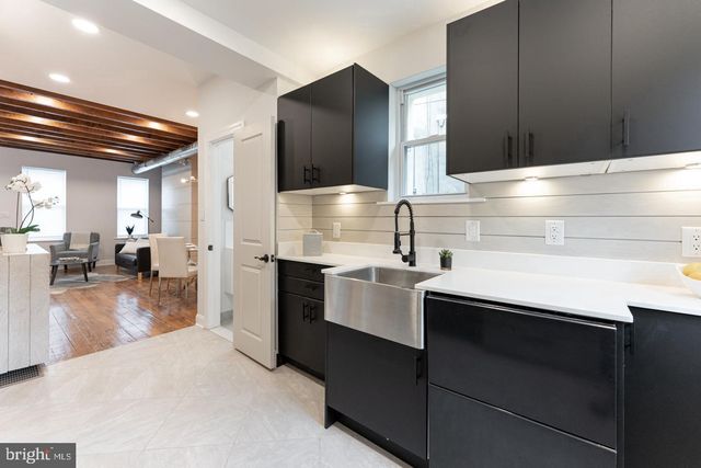 1906 N LAWRENCE ST, Philadelphia, PA 19122