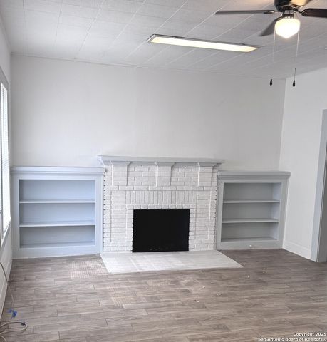 1011 Avant Ave Apt 1, San Antonio, TX 78210