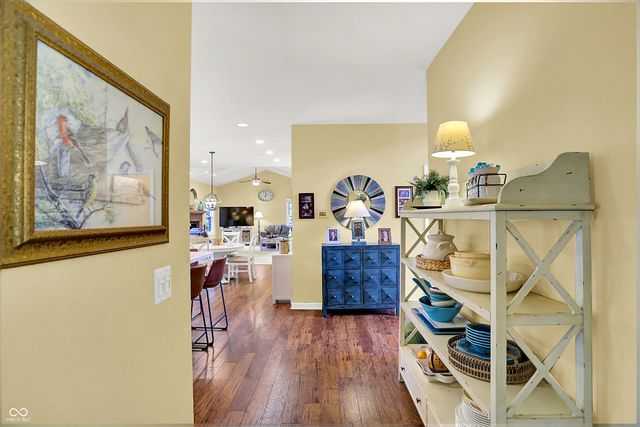 224 W Stoney Trail, Greenfield, IN 46140