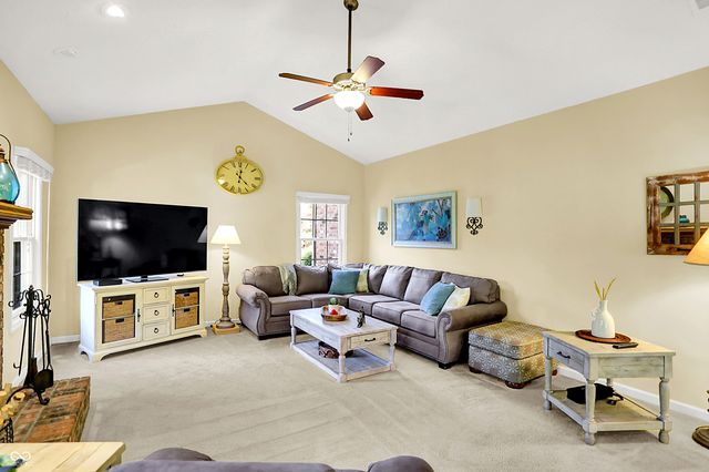 224 W Stoney Trail, Greenfield, IN 46140