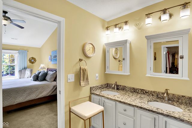 224 W Stoney Trail, Greenfield, IN 46140