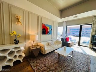 353 East Bonneville Avenue 571, Las Vegas, NV 89101