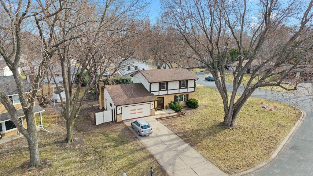 9911 Johnson Circle, Bloomington, MN 55437