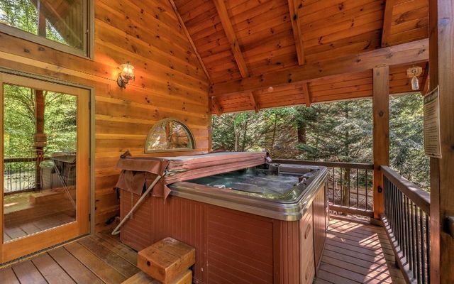 343 Muller Lane, Ellijay, GA 30540