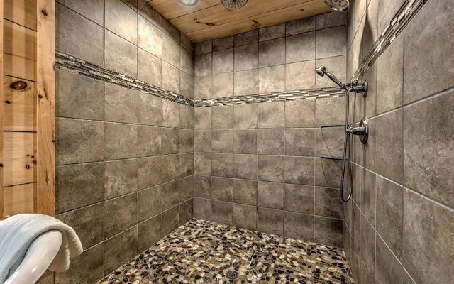 343 Muller Lane, Ellijay, GA 30540