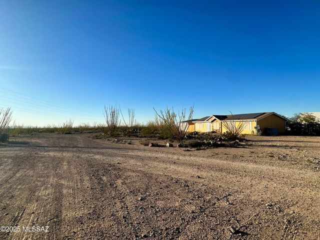 13525 E Yorkie Place, Vail, AZ 85641