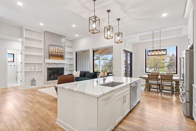 1509 Ponstein Drive, Hudsonville, MI 49426
