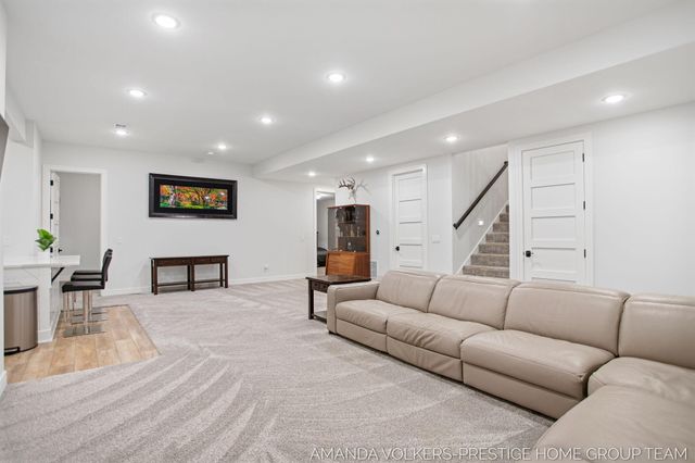 1509 Ponstein Drive, Hudsonville, MI 49426