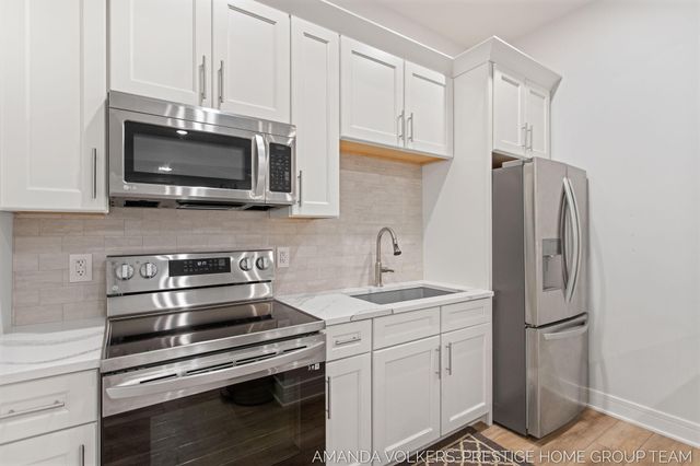 1509 Ponstein Drive, Hudsonville, MI 49426
