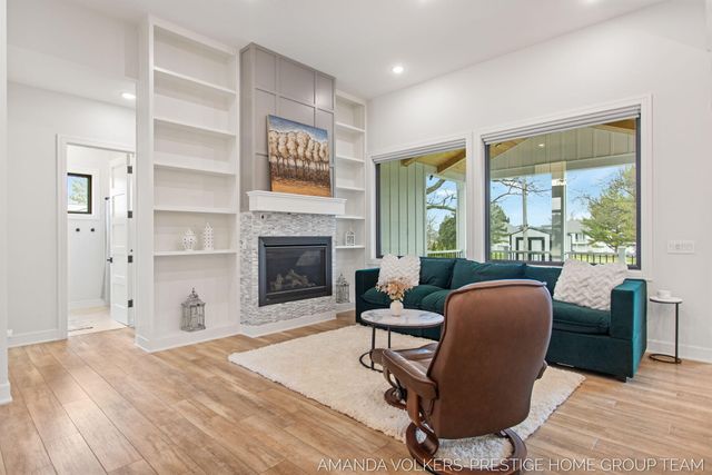 1509 Ponstein Drive, Hudsonville, MI 49426