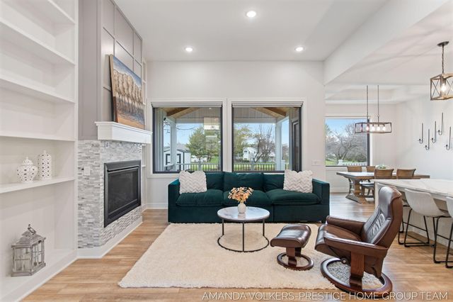 1509 Ponstein Drive, Hudsonville, MI 49426