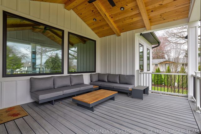 1509 Ponstein Drive, Hudsonville, MI 49426