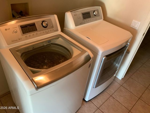 16259 W DESERT WINDS Drive, Surprise, AZ 85374