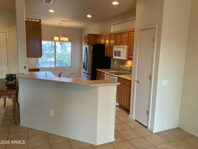 16259 W DESERT WINDS Drive, Surprise, AZ 85374